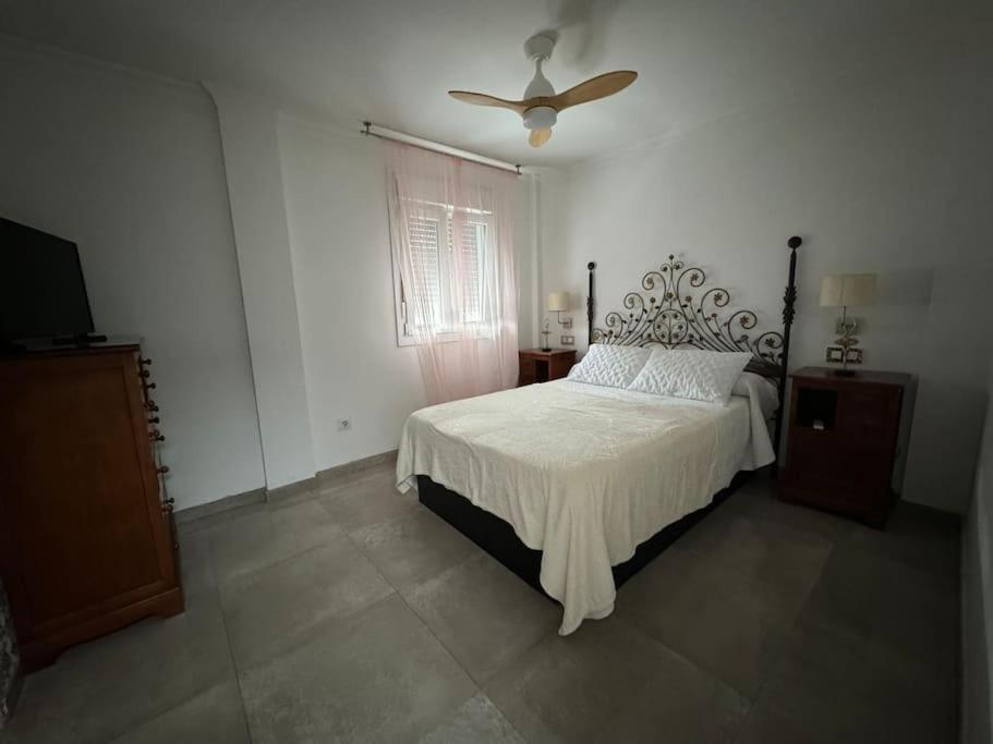 Casa Preciosa Ideal Para Familias La Línea de la Concepción エクステリア 写真